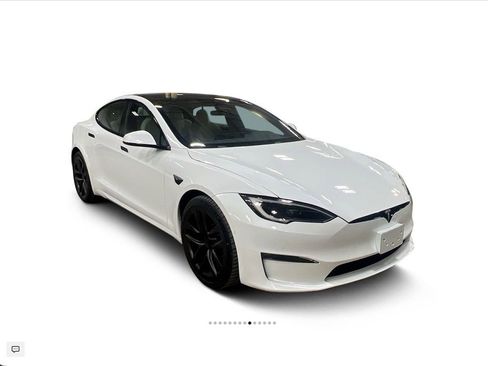Used 2022 Tesla Model S image 4