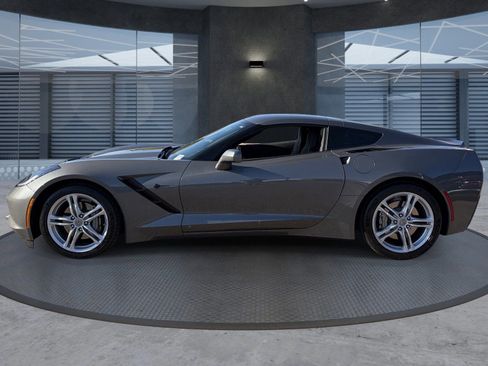 Certified 2016 Chevrolet Corvette Stingray Coupe RWD image 3
