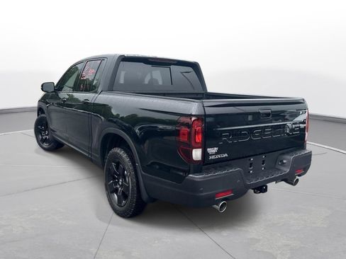 Used 2025 Honda Ridgeline Black Edition image 8