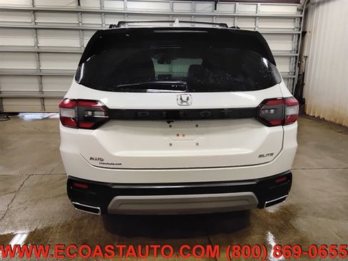 Used 2025 Honda Pilot Elite image 8