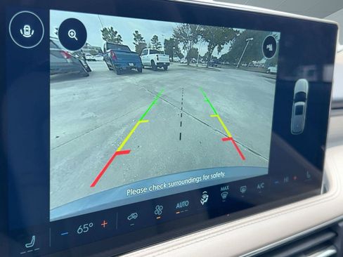 Used 2025 Lincoln Corsair FWD image 25