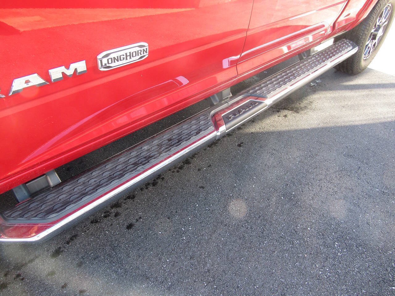 Used 2020 RAM 2500 Limited AWD/4WD image 14