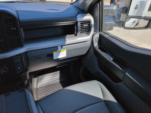 New 2027 Ford F350 XL w/ XL Chrome Package AWD/4WD image 17