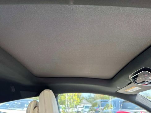 Used 2024 Mercedes-Benz CLE 300 4MATIC Coupe image 10