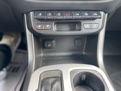 Used 2022 Chevrolet Colorado ZR2 w/ ZR2 Dusk Special Edition AWD/4WD image 24