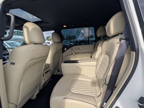 Used 2024 INFINITI QX80 Sensory w/ Cargo Package AWD/4WD image 7