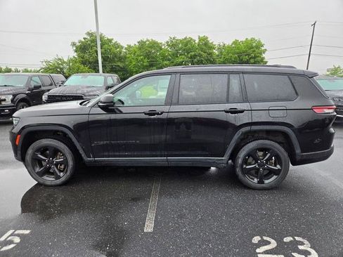 Used 2023 Jeep Grand Cherokee L Altitude AWD/4WD image 11
