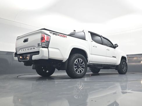 Used 2023 Toyota Tacoma TRD Sport image 24