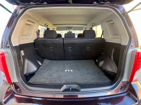 Used 2012 Scion xB image 10