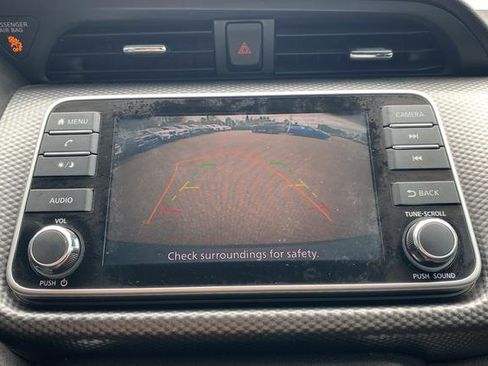 Used 2019 Nissan Kicks SV FWD image 13