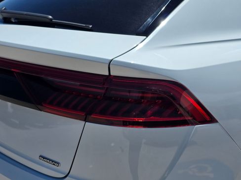 Used 2019 Audi Q8 Premium Plus AWD/4WD image 12