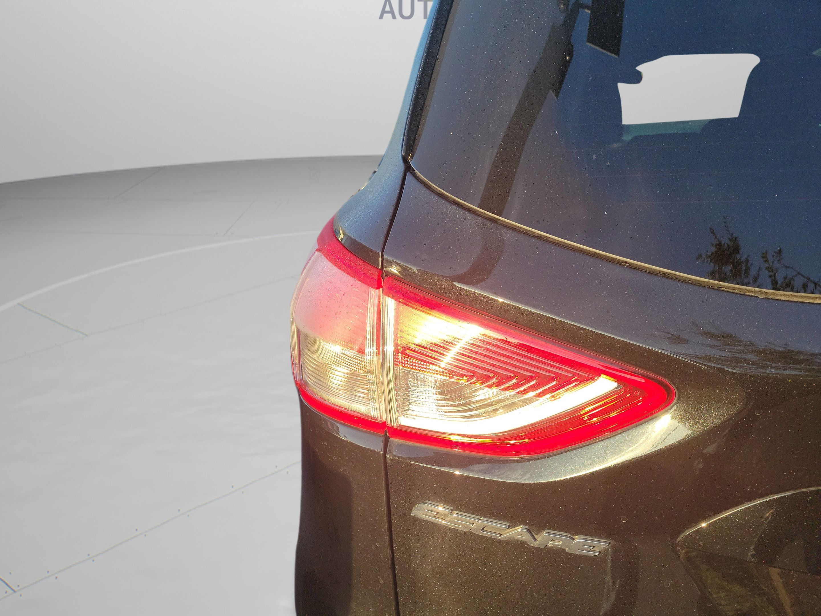 Used 2015 Ford Escape SE FWD image 20
