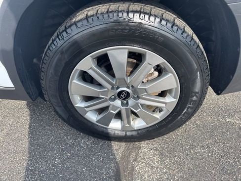 Used 2023 Hyundai Palisade SE image 46