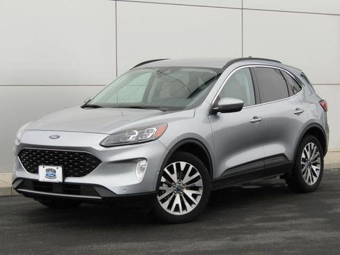 Certified 2021 Ford Escape Titanium image 27