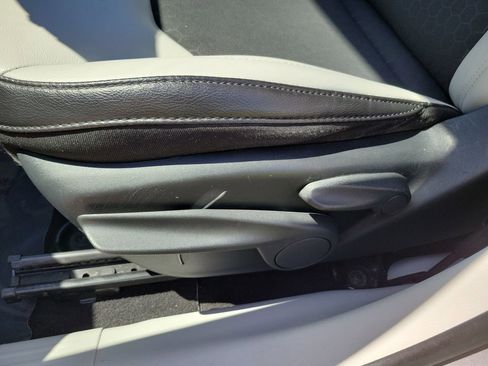 Used 2019 Jeep Compass Latitude image 22