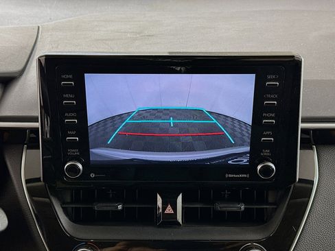 Used 2021 Toyota Corolla LE FWD image 21