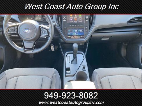 Used 2025 Subaru Crosstrek 2.0i image 10