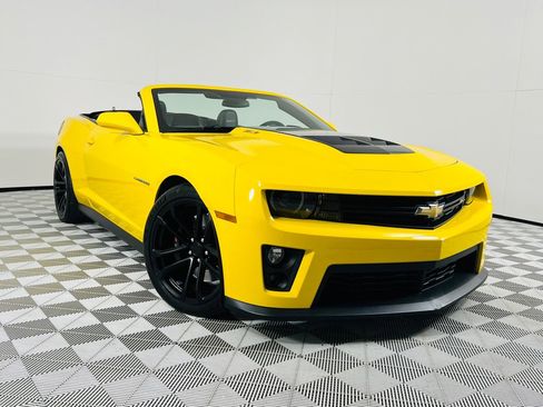 Used 2013 Chevrolet Camaro ZL1 image 2