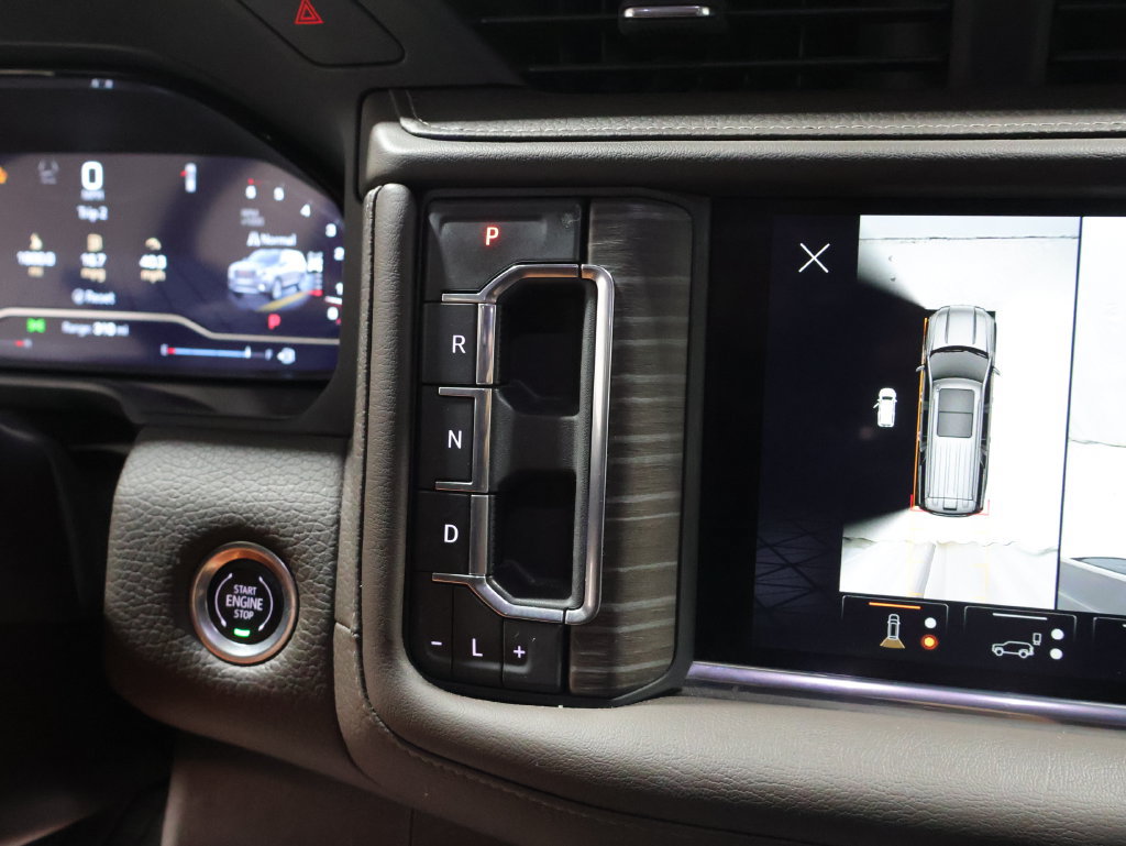 Used 2024 GMC Yukon Denali w/ Denali Reserve Package AWD/4WD image 26