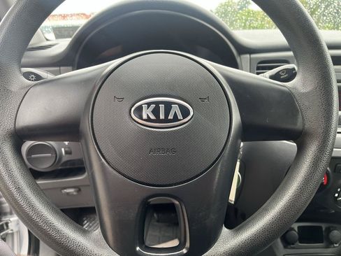 Used 2011 Kia Rio LX FWD image 22