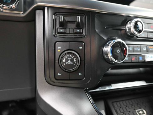 New 2025 Ford F150 Lariat w/ Equipment Group 502A High image 42