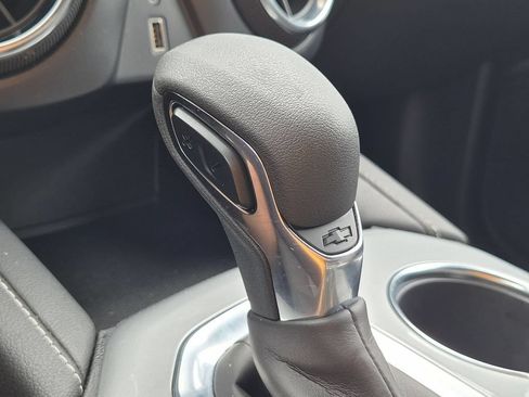 Used 2025 Chevrolet Blazer LT FWD image 18