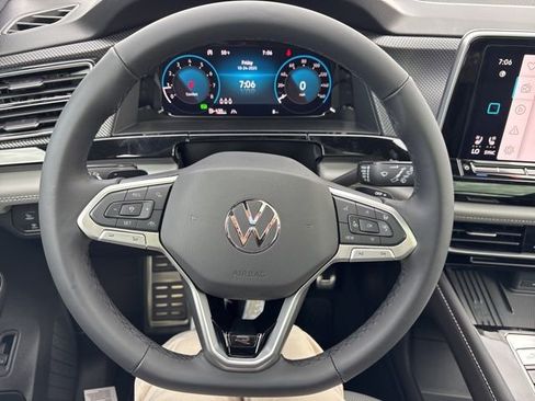 New 2026 Volkswagen Atlas Cross Sport SEL R-Line AWD/4WD image 11