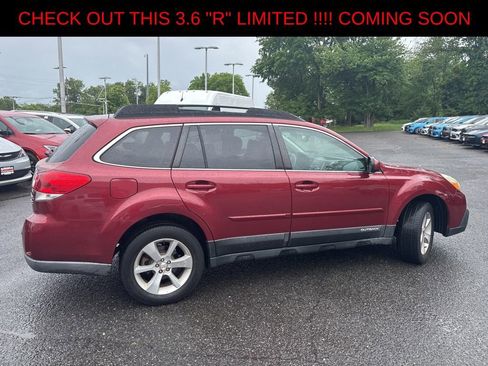 Used 2013 Subaru Outback 3.6R Limited w/ Moonroof Pkg AWD/4WD image 7