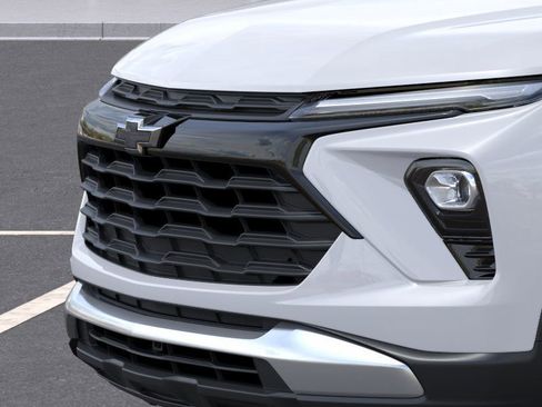 New 2025 Chevrolet TrailBlazer LT w/ Convenience Package image 13