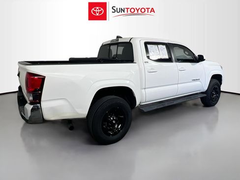 Used 2022 Toyota Tacoma SR5 RWD image 4