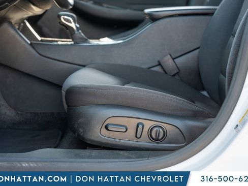 Used 2024 Chevrolet Malibu LT image 19