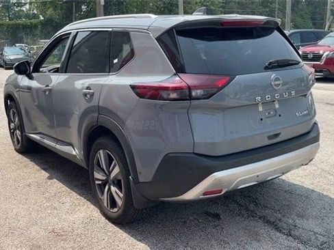 Used 2022 Nissan Rogue SL w/ SL Premium Package image 6