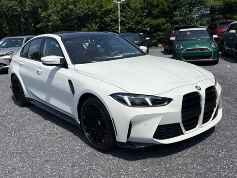 Used 2025 BMW M3 w/ Executive Package RWD image 3