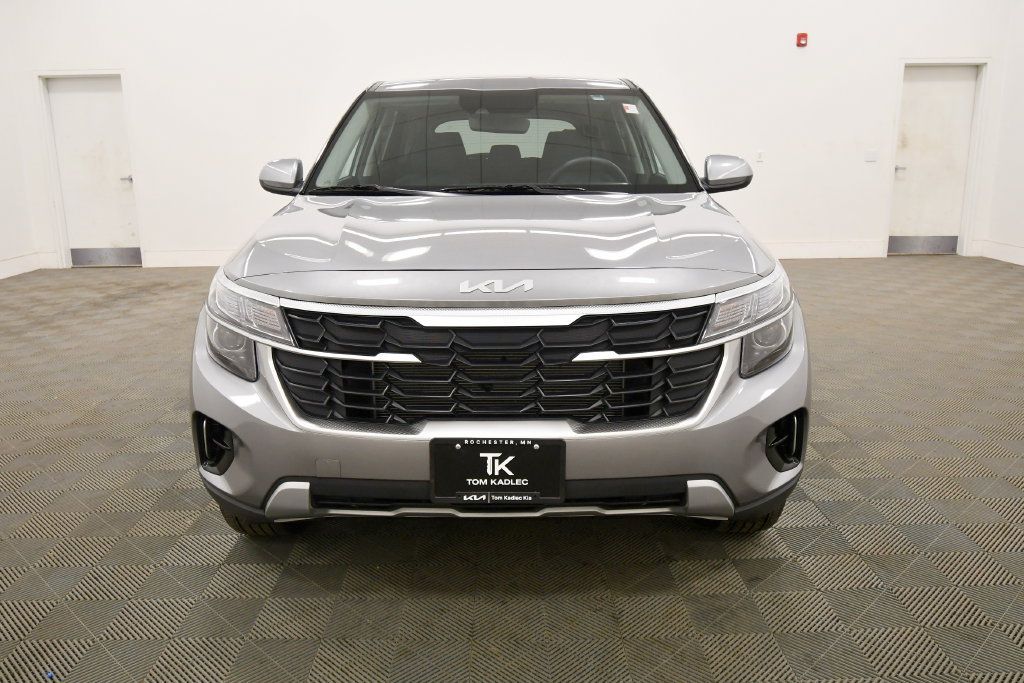 Used 2026 Kia Seltos LX AWD/4WD image 11