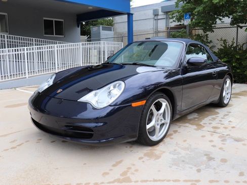 Used 2003 Porsche 911 Carrera image 3