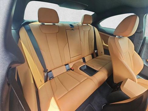 Used 2024 BMW 230i Coupe w/ Premium Package RWD image 18