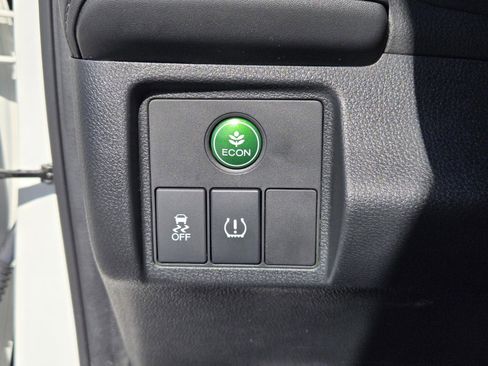 Used 2022 Honda HR-V Sport image 16