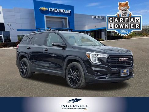 Used 2023 GMC Terrain SLT w/ Infotainment Package II image 1