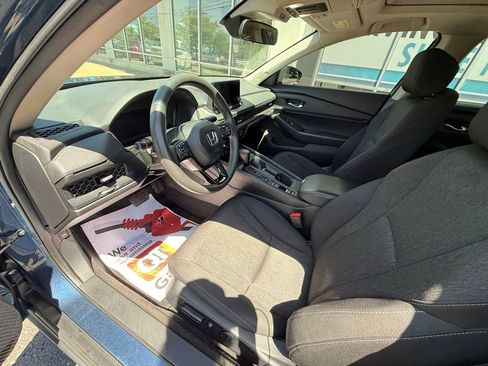 Used 2023 Honda Accord EX image 15
