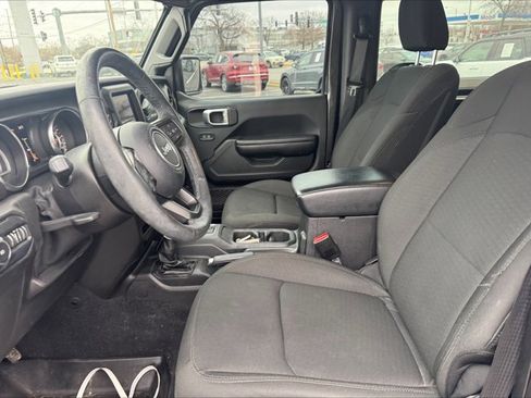 Used 2021 Jeep Wrangler Willys AWD/4WD image 6