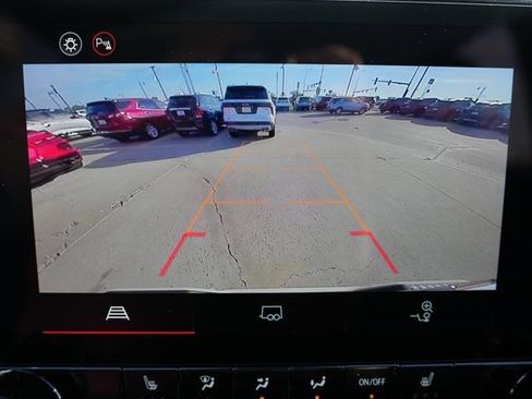 New 2026 GMC Canyon Elevation w/ Convenience Package image 21