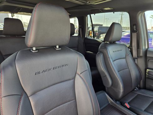 Used 2022 Honda Pilot Black Edition image 33