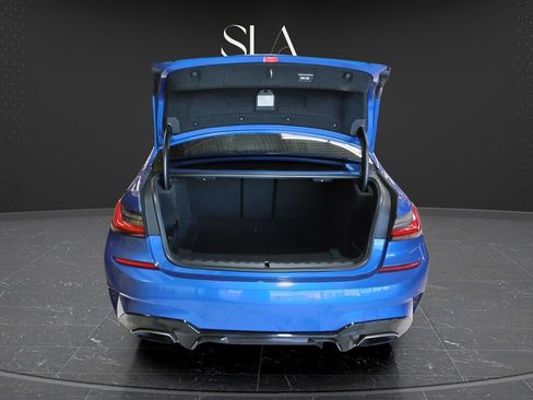 Used 2022 BMW M340i RWD image 9
