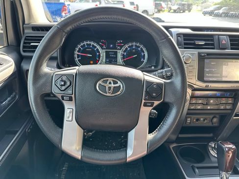 Used 2019 Toyota 4Runner Limited AWD/4WD image 25