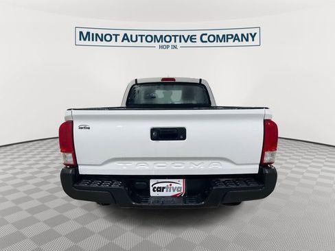 Used 2016 Toyota Tacoma SR AWD/4WD image 7