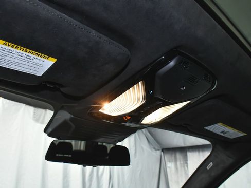 Used 2025 BMW X7 M60i AWD/4WD image 40