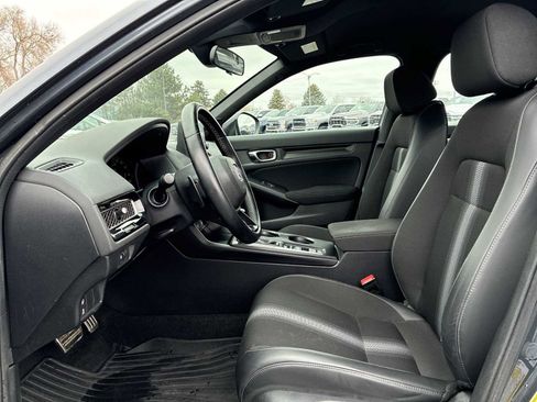 Used 2023 Honda Civic Sport image 13