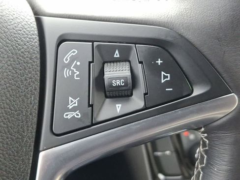 Used 2019 Buick Encore Essence image 24