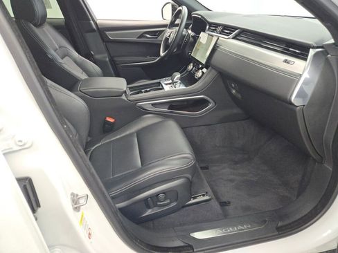 Used 2024 Jaguar F-PACE R-Dynamic S image 6