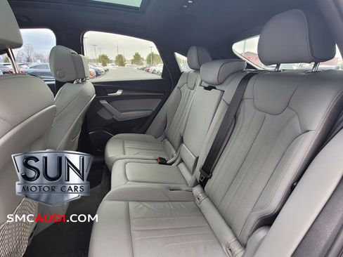 Used 2023 Audi Q5 2.0T Premium w/ Convenience Package image 13